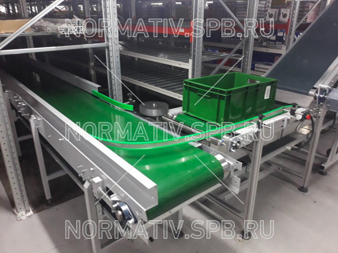Ленточный конвейер для склада - транспортировка пластиковых ящиков - изготовление ООО "Норматив"