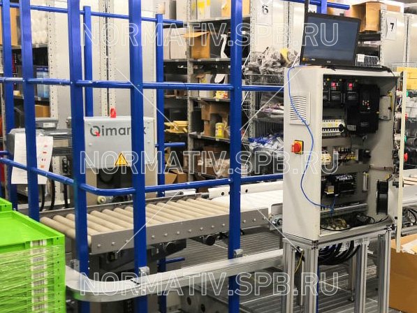 шкаф управления автоматизированной системы вертикального спуска товара на складе