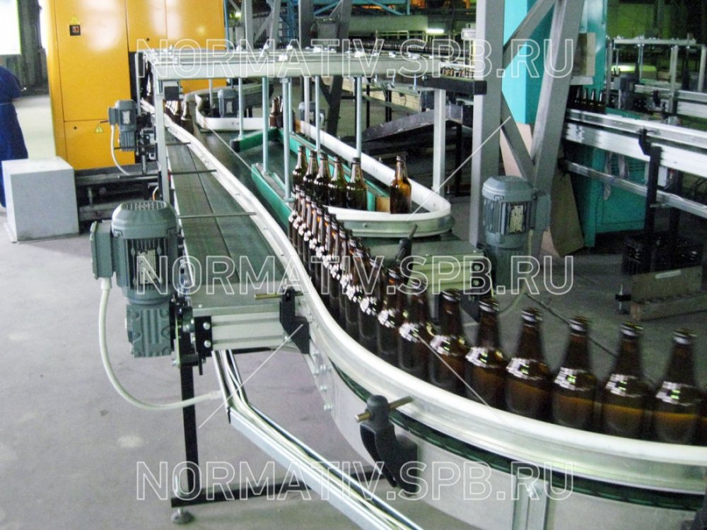 Комплекс автоматизированных производственных линий для изготовления стеклянных бутылок. Транспортеры-накопители, сортировочные конвейеры, отбраковка стеклянной бутылки, ориентация продукта в потоке. Автоматизированный учет количества продукции (бутылок) на линии, в производственном цикле, передача в 1С.